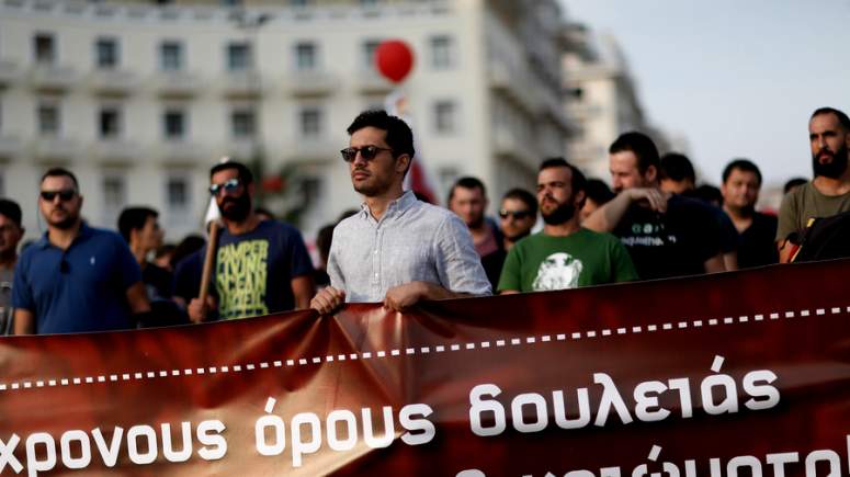 Εργασιακό πολυνομοσχέδιο: Μνημόνιο απ' το «παράθυρο» κι ακόμη παραπέρα...